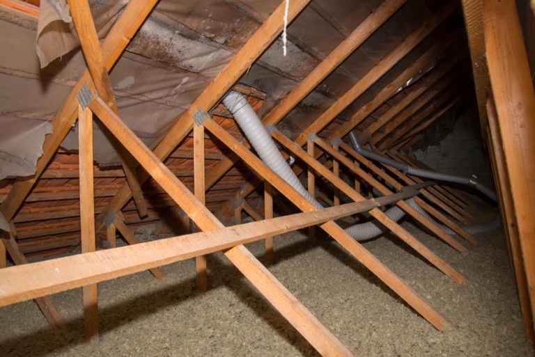 Les meilleures techniques d'isolation des combles à Cloyes sur le Loir